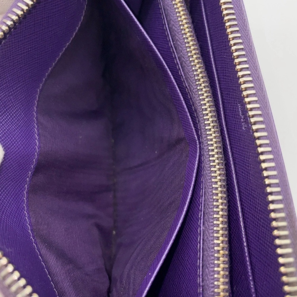 Auth PRADA Saffiano Leather Purple
Round Zipper Long Wallet W/C - Picture 13 of 16